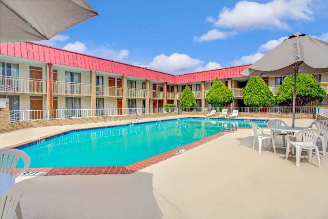 Knights Inn Memphis Airport Luaran gambar